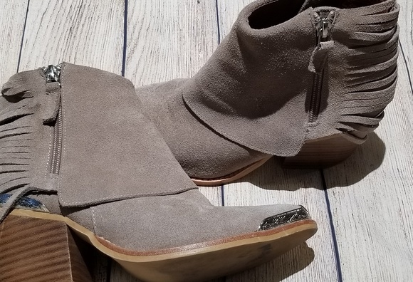 Catherine Malandrino Darach Bootie - Picture 5 of 8